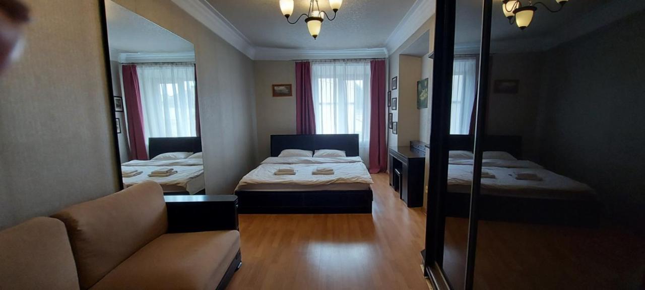Stylish Deluxe Apartments!!! Lviv Exterior photo