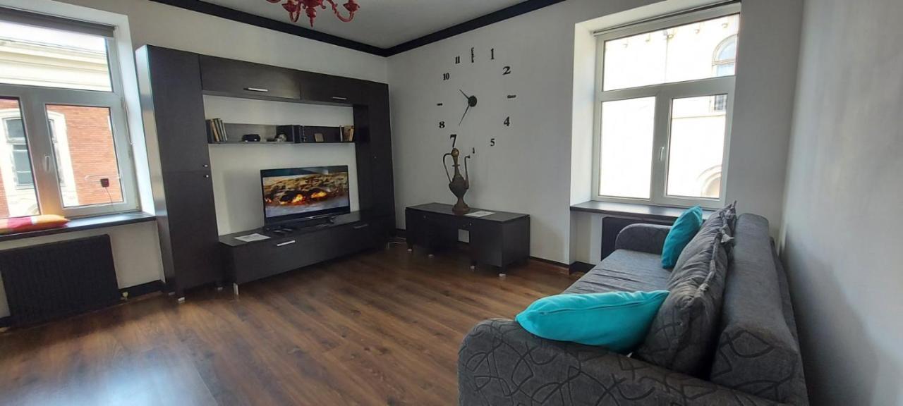 Stylish Deluxe Apartments!!! Lviv Exterior photo