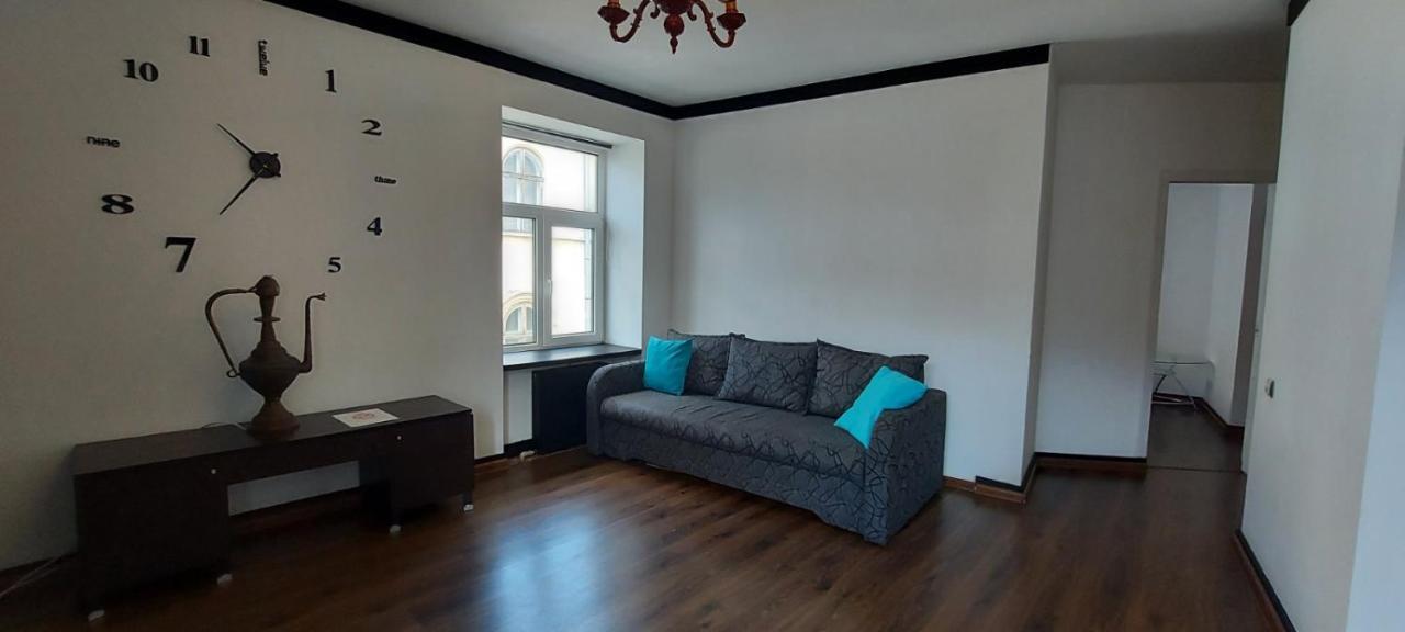 Stylish Deluxe Apartments!!! Lviv Exterior photo