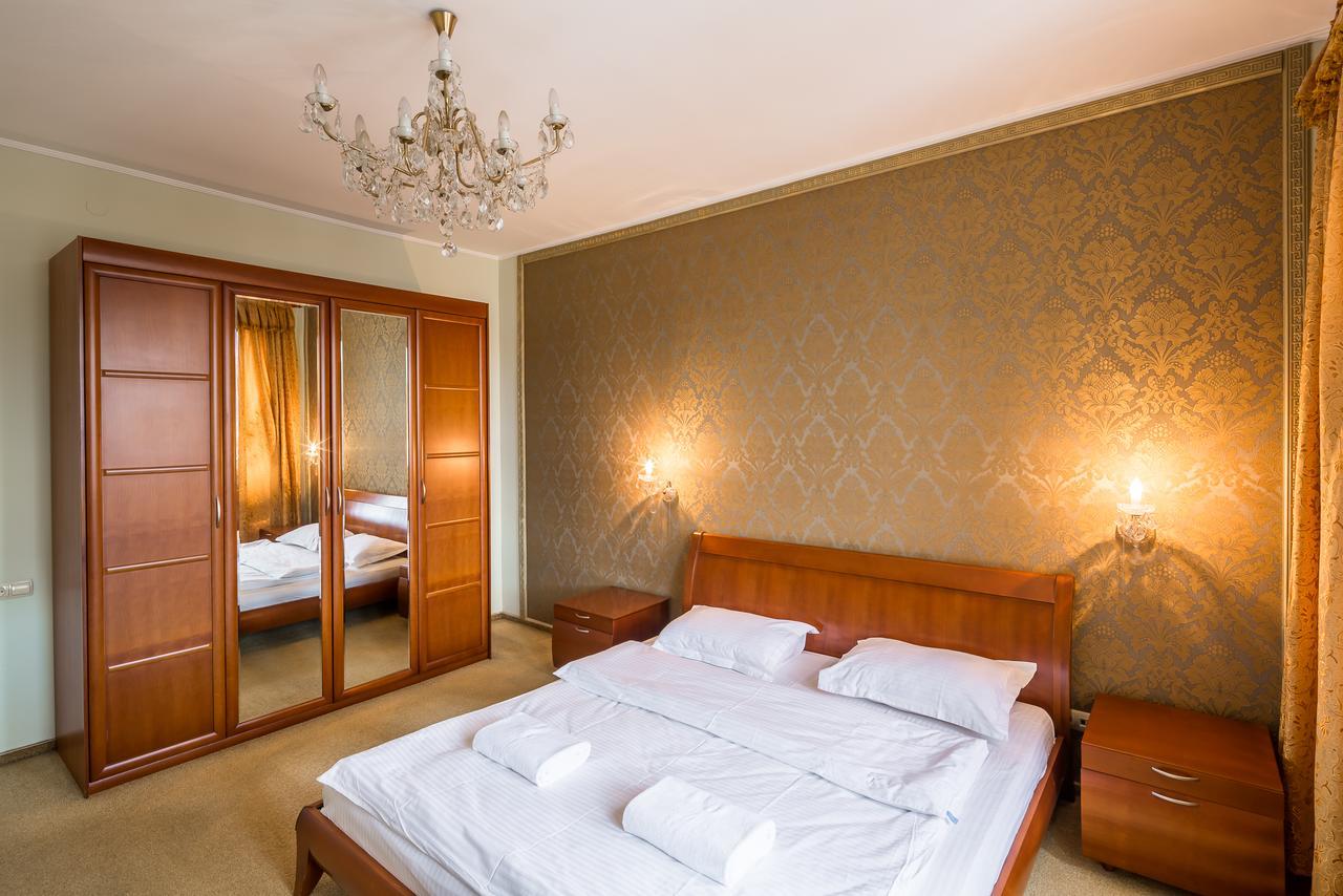 Stylish Deluxe Apartments!!! Lviv Exterior photo